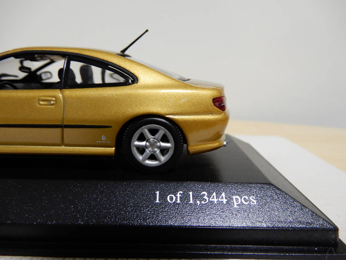 1/43 Peugeot 406 купе Peugeot Coupe 1999 Gold metallic Gold металлик 430112628 Minichamps PMA