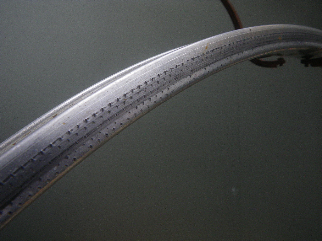 519g　巾:約22㎜　36穴　W/O　昔の自転車の車輪　クリンチャー　リム