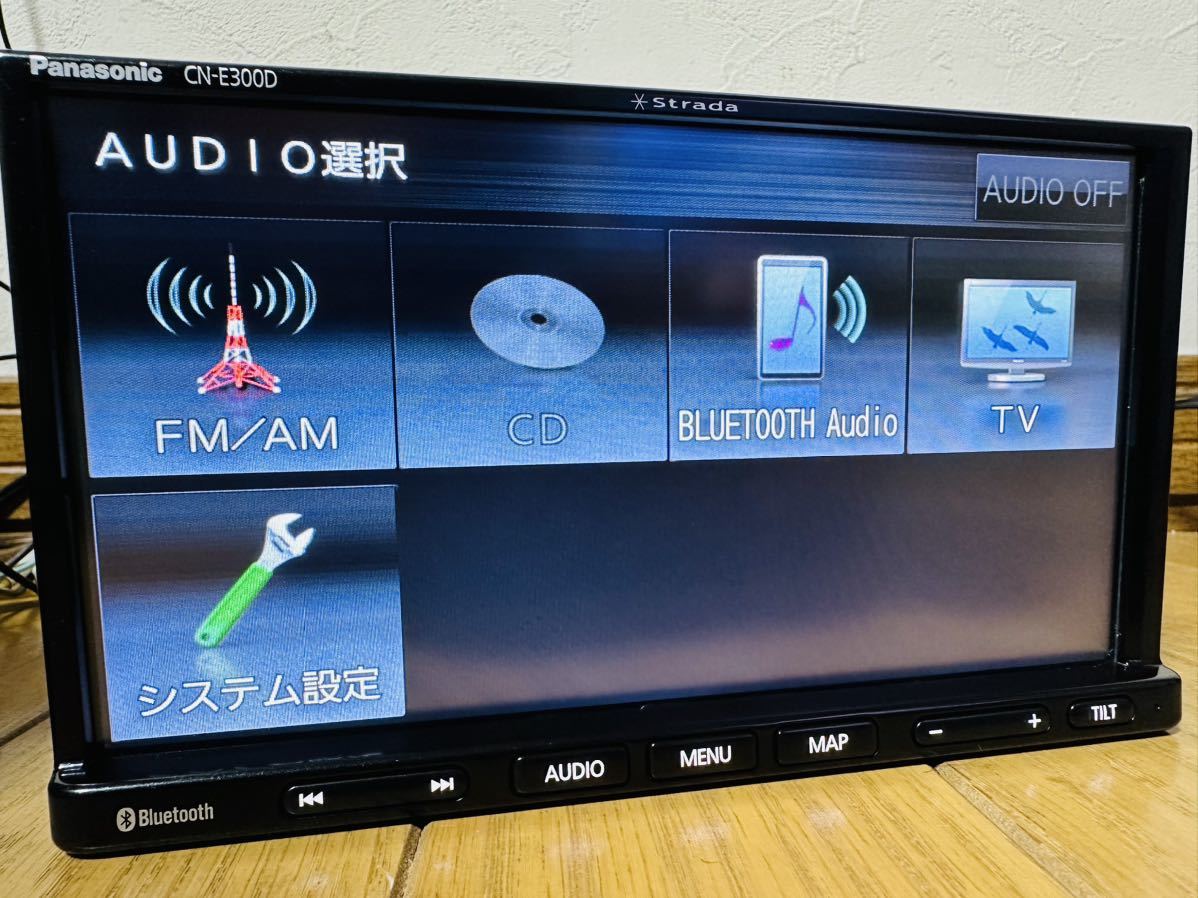 2018年発売モデル ストラーダ CN-E300D 1SEG Panasonic純正新品