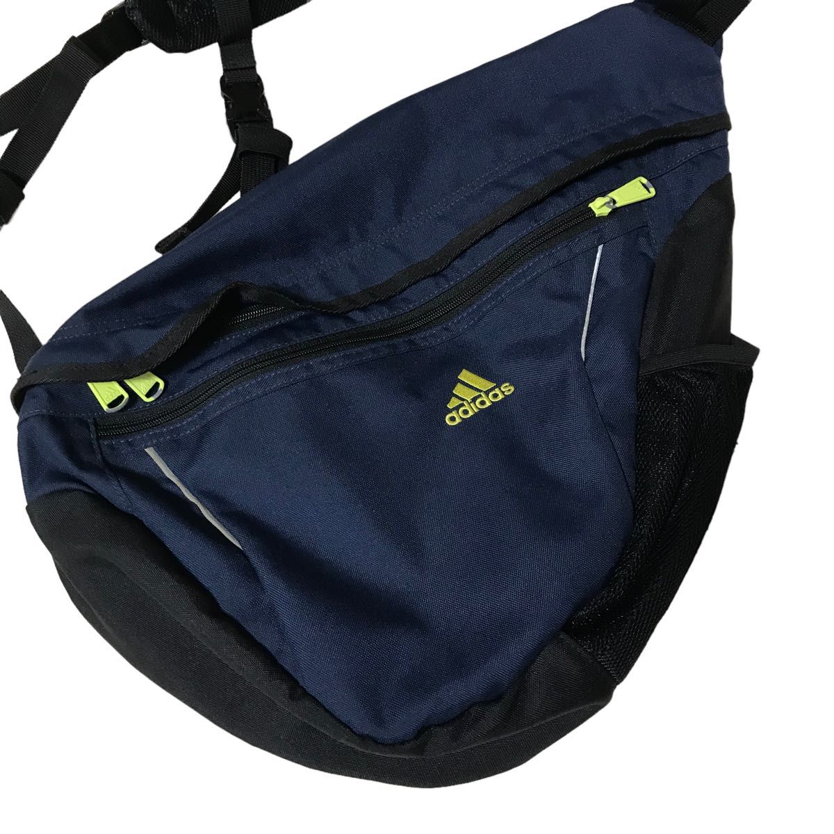 90s 00s adidas ワンショルダーバッグ y2k テック パンク