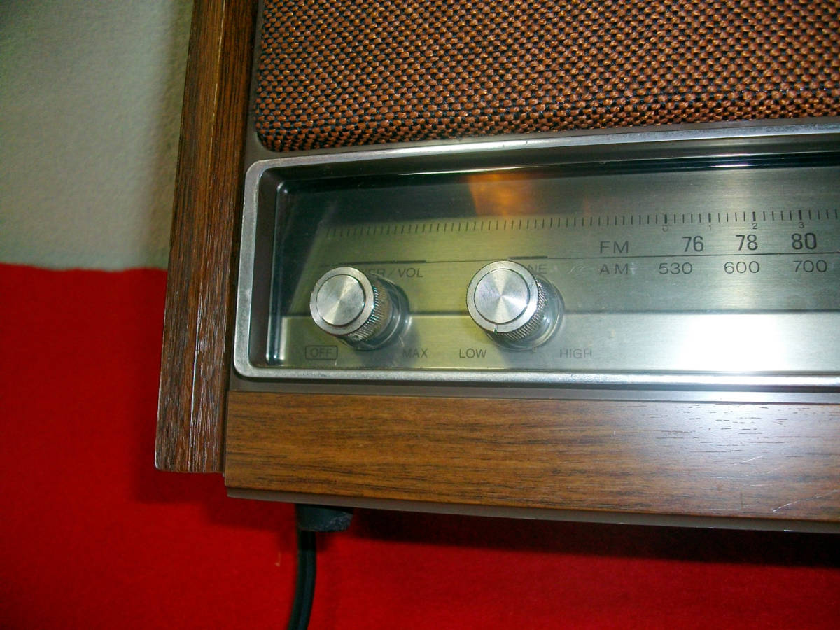 昭和の遺物！SONYラジオ MODEL ICF-9640 2バンド ６トランジスター 当時のTフィーダーアンテナ付きの画像6