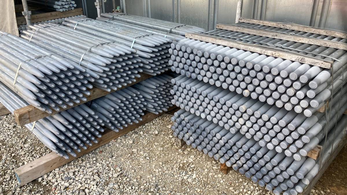 仮設足場資材 安全鋼板(万能板)3.0M 新品 500枚セット単価2,500円 建設・工事現場・ヤード・倉庫・仮囲い 2.0Mと関連商品もあり 7