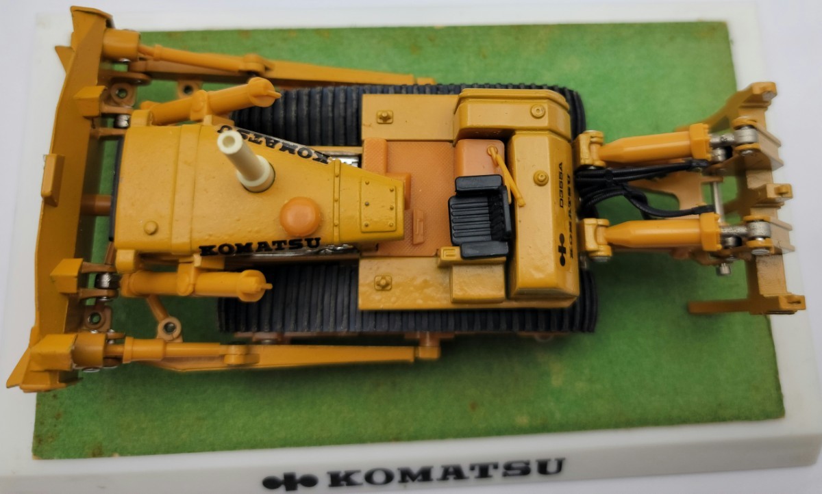 YONEZAWA TOYS DIAPET KOMATSU D355A BULLDOZER / CONSTRUCTION ヨネザワトイズ ブルドーザー