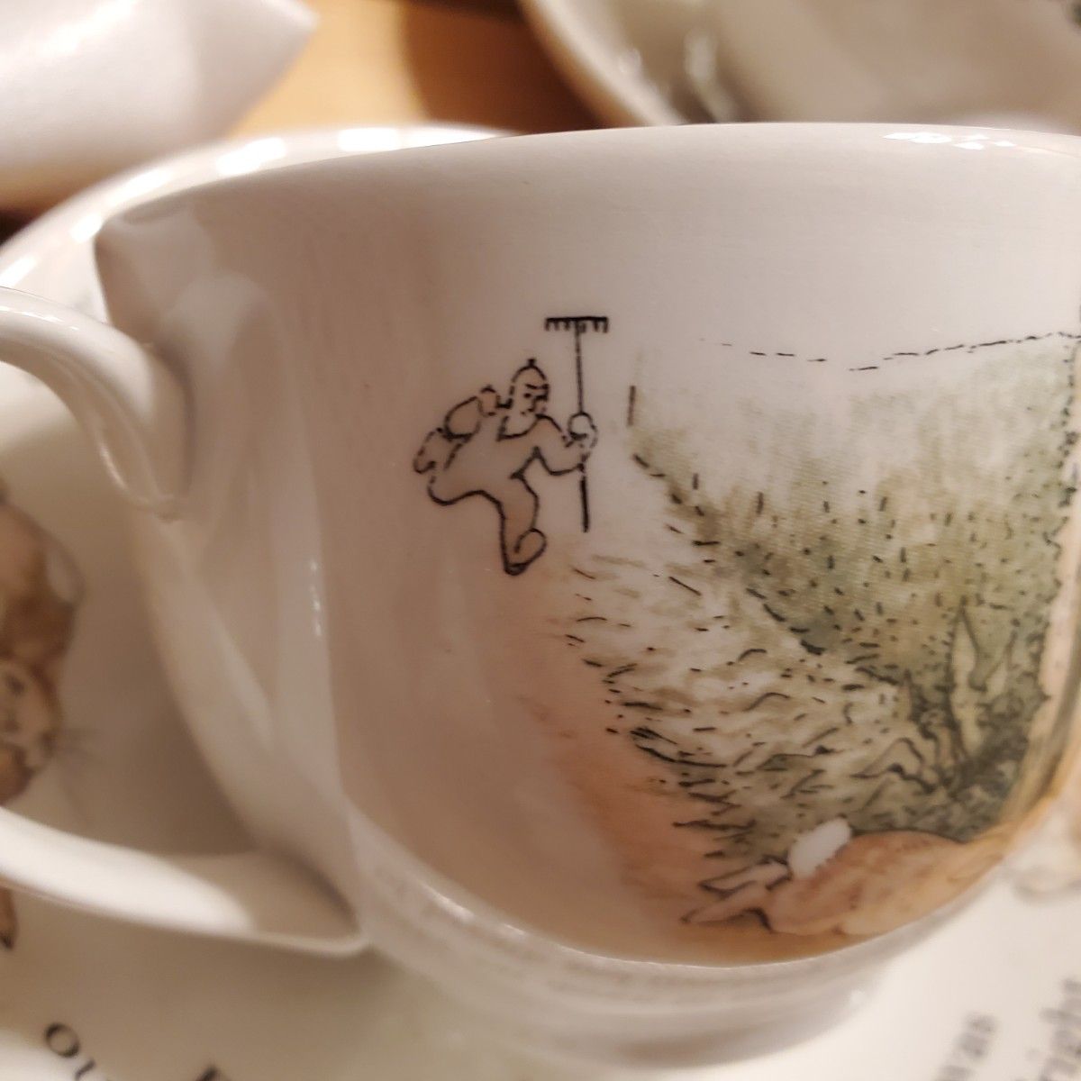 新品 ピーターラビット WEDGWOOD ウェッジウッド マグカップ 箱付き PETER RABBIT カップ ソーサー 皿