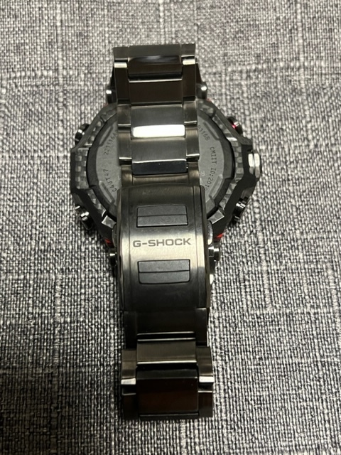 G-SHOCK Gショック CASIO カシオ カーボン 軽量化モデル 電波ソーラー