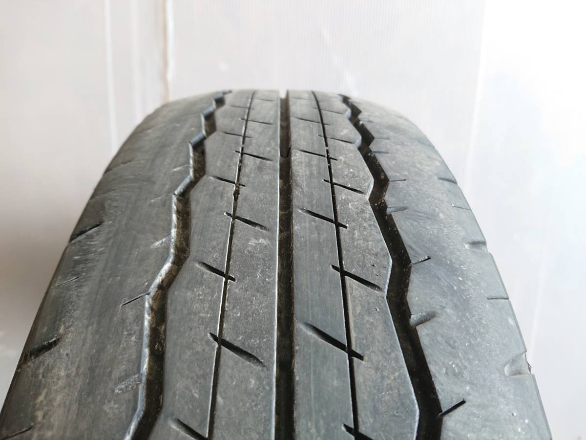 札幌 引き取り可 195/80R15 107/105L LT 4本 DUNLOP SP175N 格安溝あり 夏タイヤ中古 ハイエースキャラバン など IK-8NFの画像4