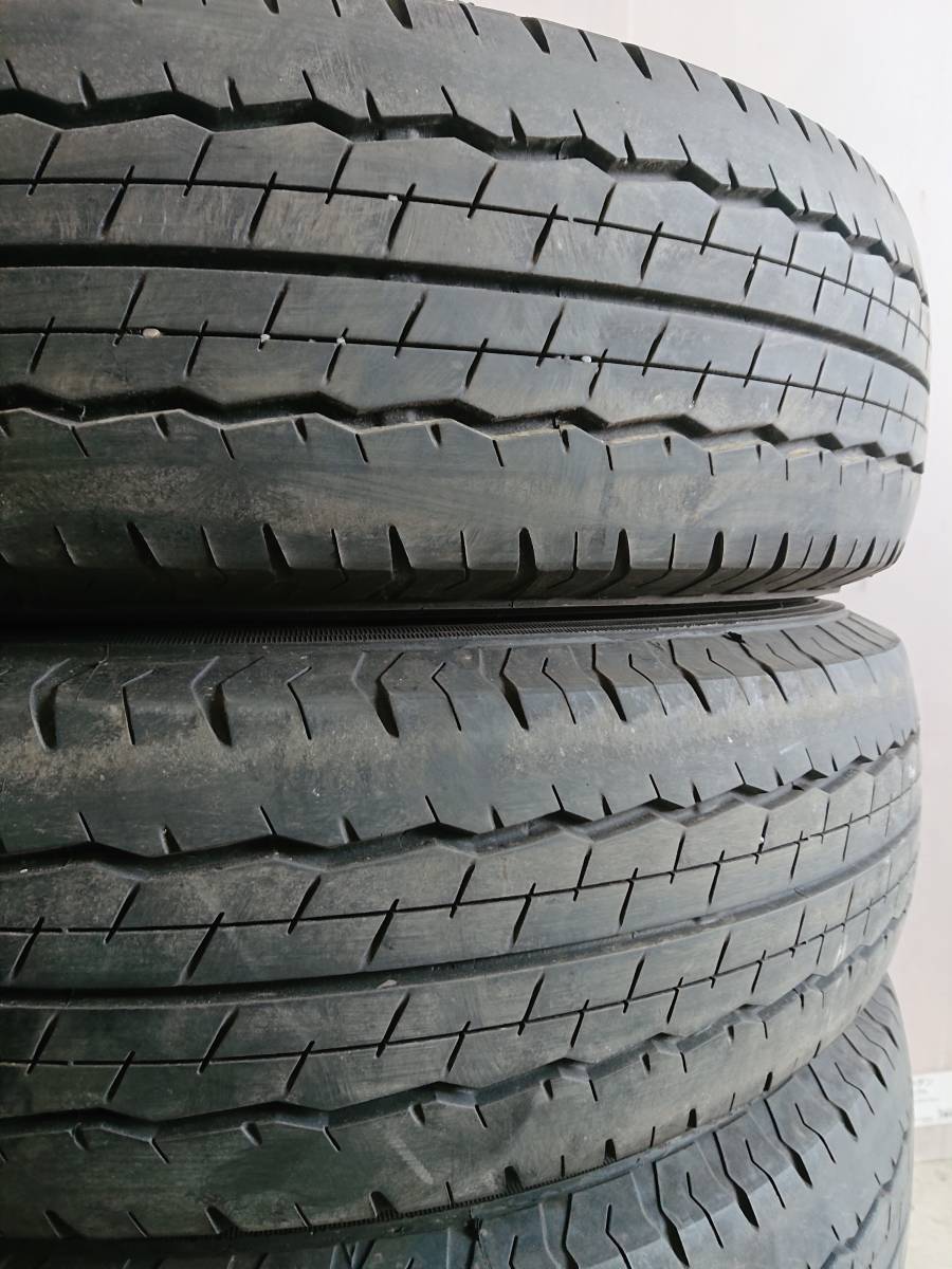 札幌 引き取り可 195/80R15 107/105L LT 4本 DUNLOP SP175N 格安溝あり 夏タイヤ中古 ハイエースキャラバン など IK-8NFの画像2