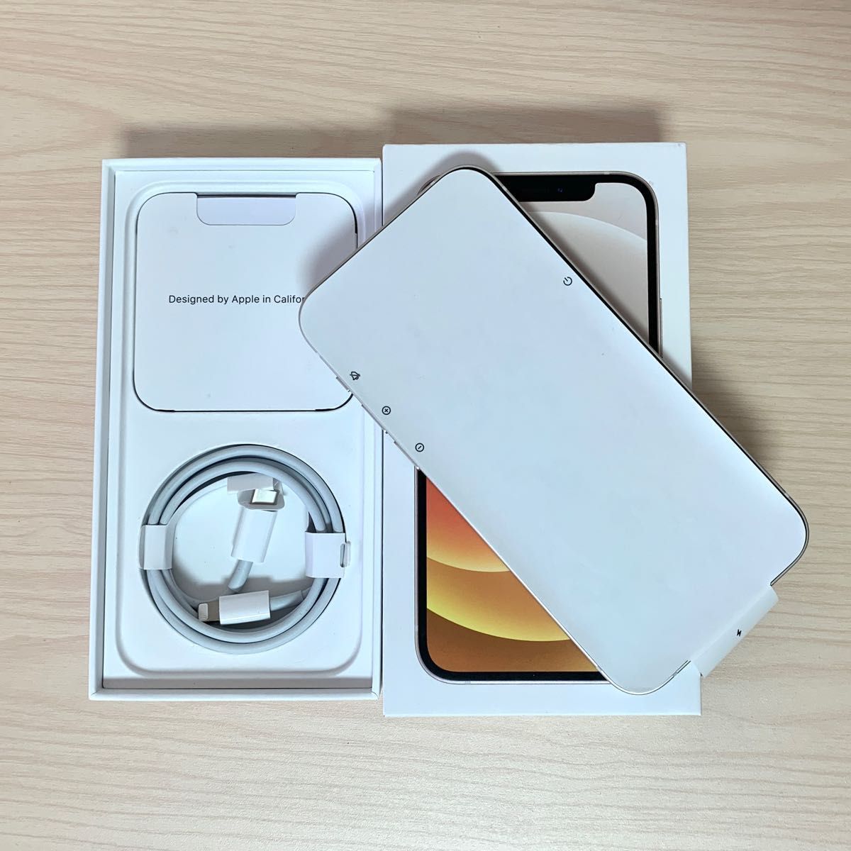 iPhone12 64GB ホワイト 新品 アイフォン12 アイフォーン 白色 SIM