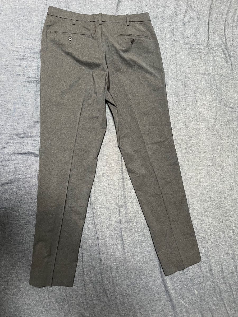 新品 タグ付き UNIQLO ユニクロ 感動パンツ W82 L76 スラックス ドライ