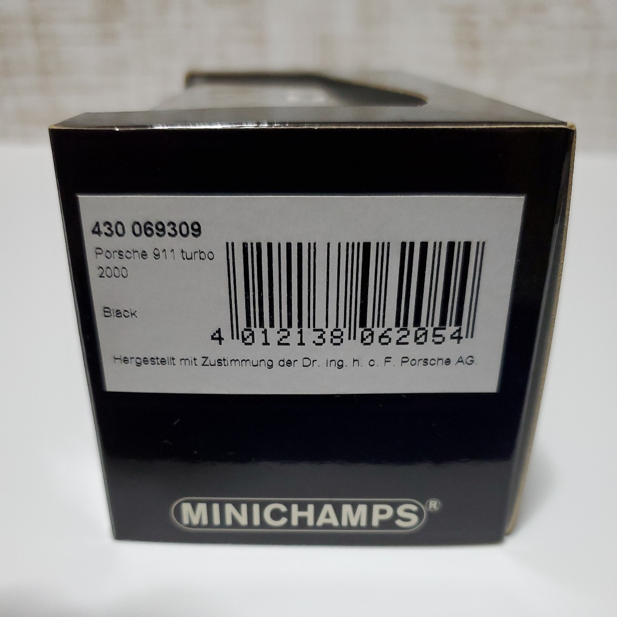 1/43 ミニチャンプス MINICHAMPS ミニカー/Porsche 911 turbo 2000 Schwarz/ポルシェ 911 ターボ ブラック_画像10