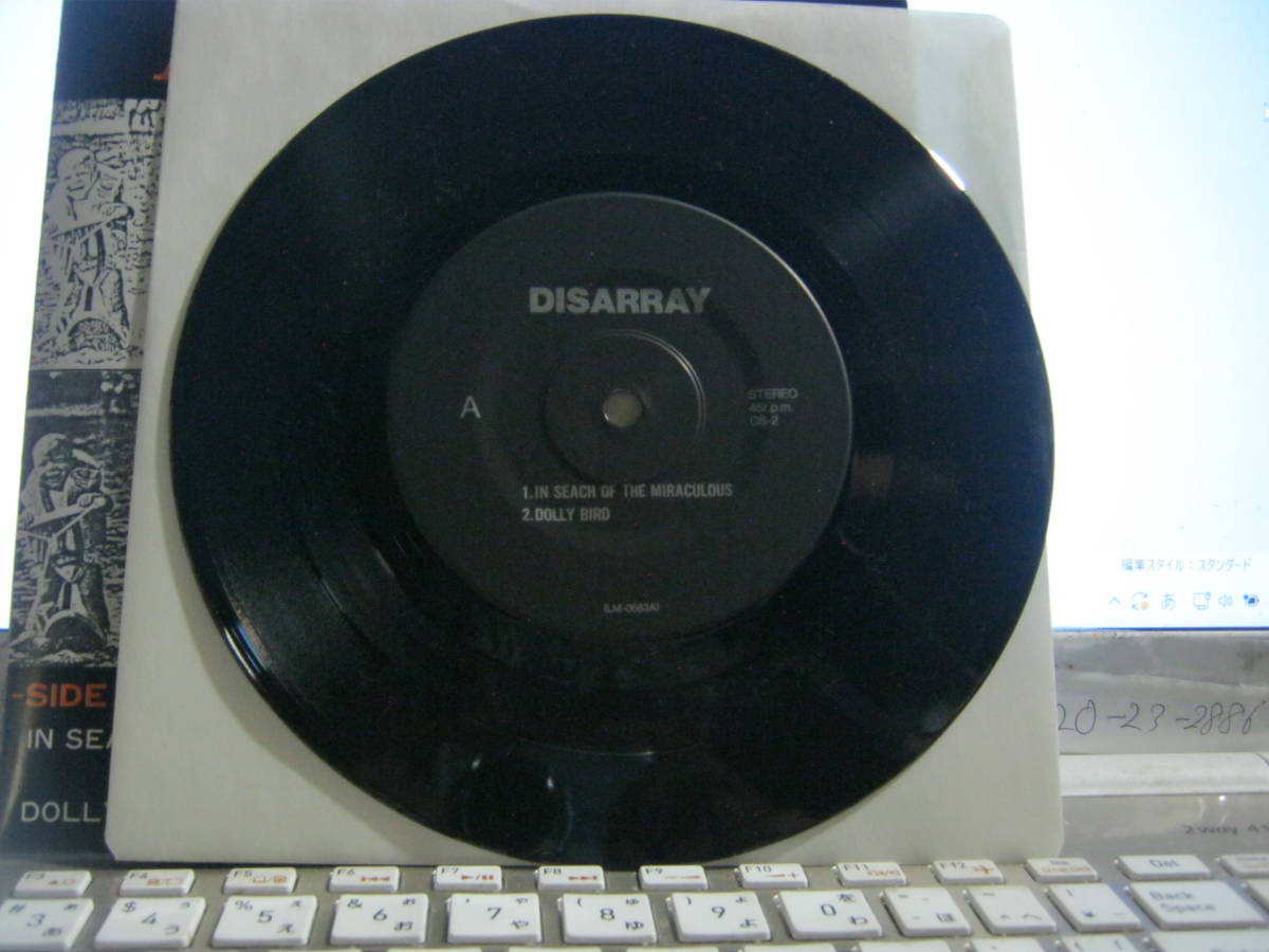 ディスアレイ / DISARRAY 7” CHICKEN SHIT RECORDS 美品 責任転嫁 REBEL Idiot Idolaters Bitousha Cocobat Dessert_画像3