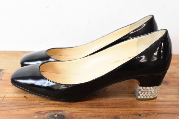 最上の品質な最上の品質なChristian Louboutin ガラスレザー