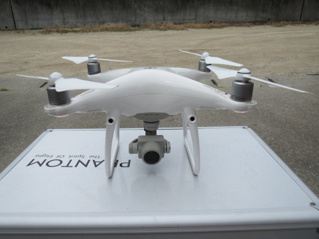 ☆【DJI】PHANTOM 4 PRO/USED/美品/DJI点検済み(点検証明書付)/動作