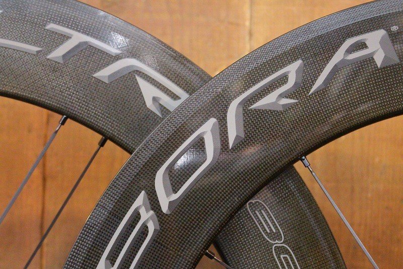 カンパニョーロ Campagnolo ボーラ ウルトラ BORA ULTRA 80 カンパニョーロ Campagnolo ボーラ ウルトラ BORA ULTRA 80