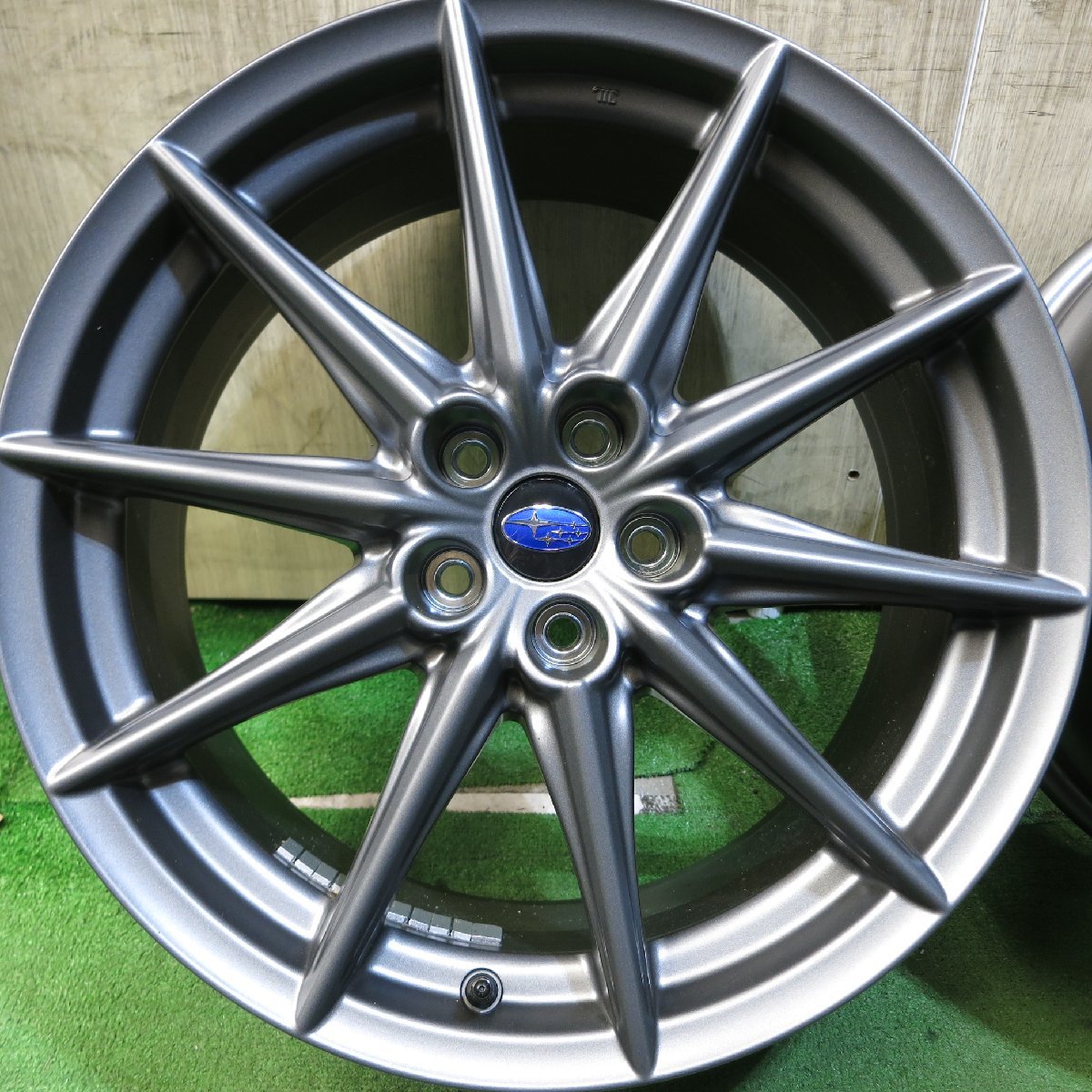 96%OFF!】【96%OFF!】BRZ ZD8 Sグレード 純正 18インチ 1本 ホイール