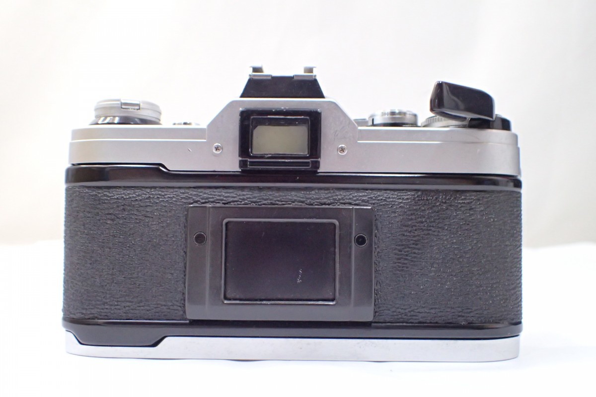 k3696 / 一眼 フィルム カメラ 標準ズーム レンズ Canon AE-1 ZOOM LENS FD 35-70mm 1:4 シルバー 日本製 現状品 動作未確認_画像3