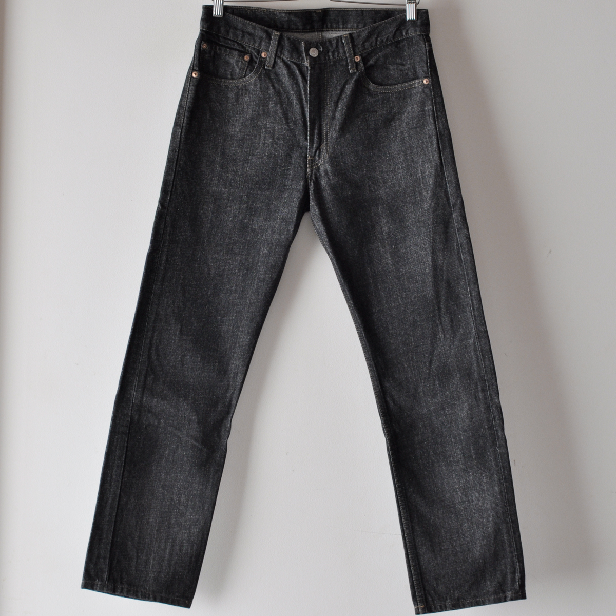 直送商品 W32 ジーンズ パンツ デニム ブラック 532 リーバイス levis