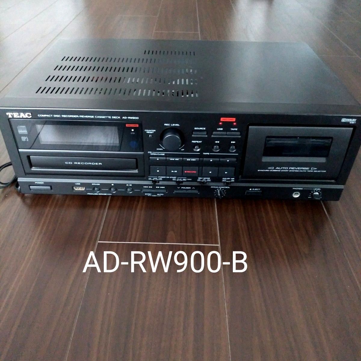 珍しいTEAC CD カセットレコーダー シルバー USB接続対応 AD-RW900-S
