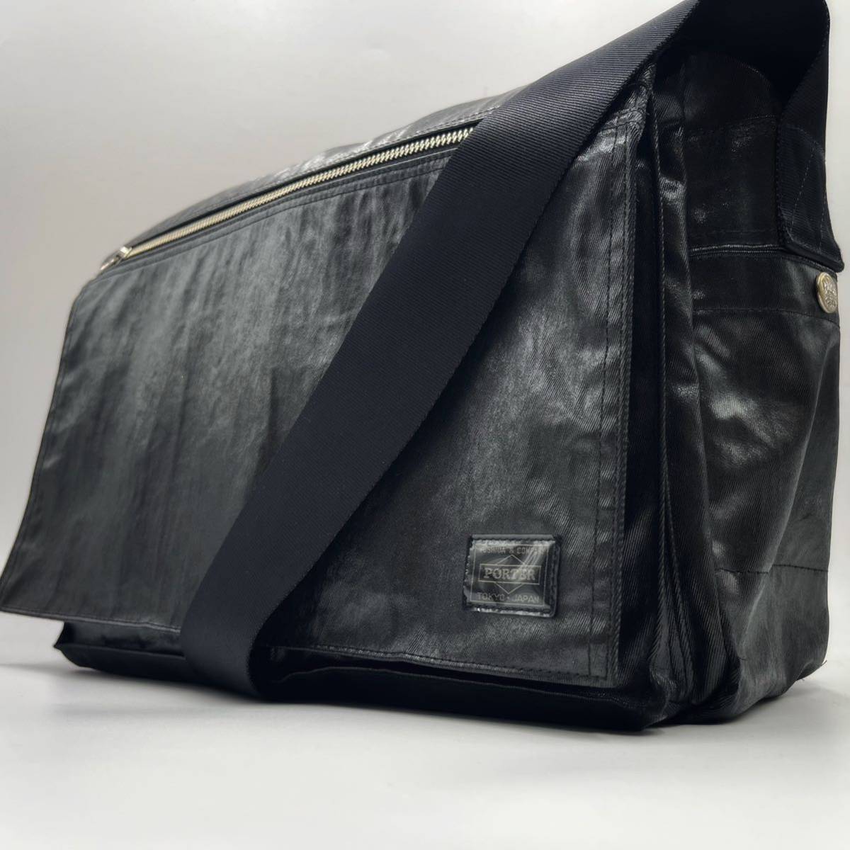 A4収納可能 PORTER ポーター 吉田カバン メンズ ショルダーバッグ 斜め掛け ビジネスバッグ PVC ブラック 黒 ポシェット フラップ  ダブル