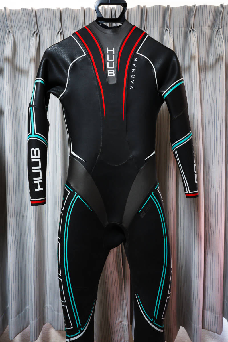 ほぼ新品】 HUUB/フーブ Mサイズ トライアスロン用ウェットスーツ