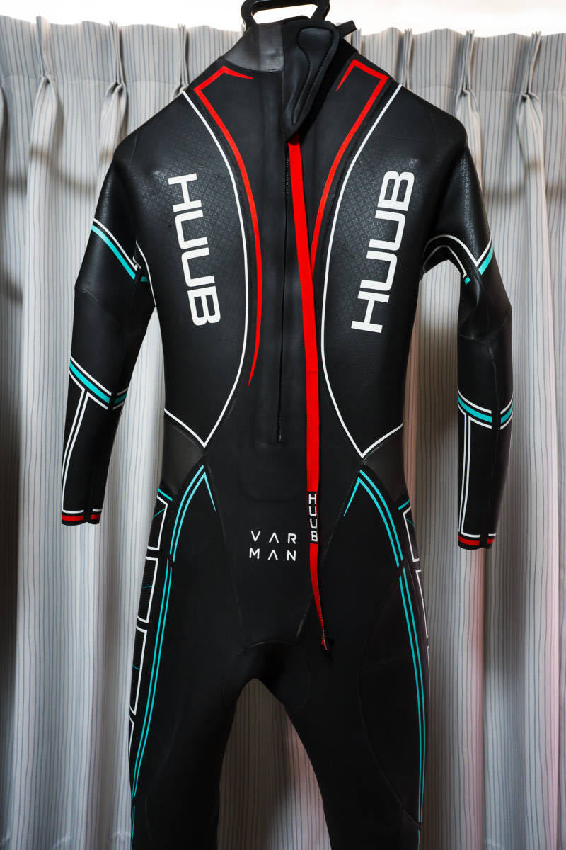 ほぼ新品】 HUUB/フーブ Mサイズ トライアスロン用ウェットスーツ