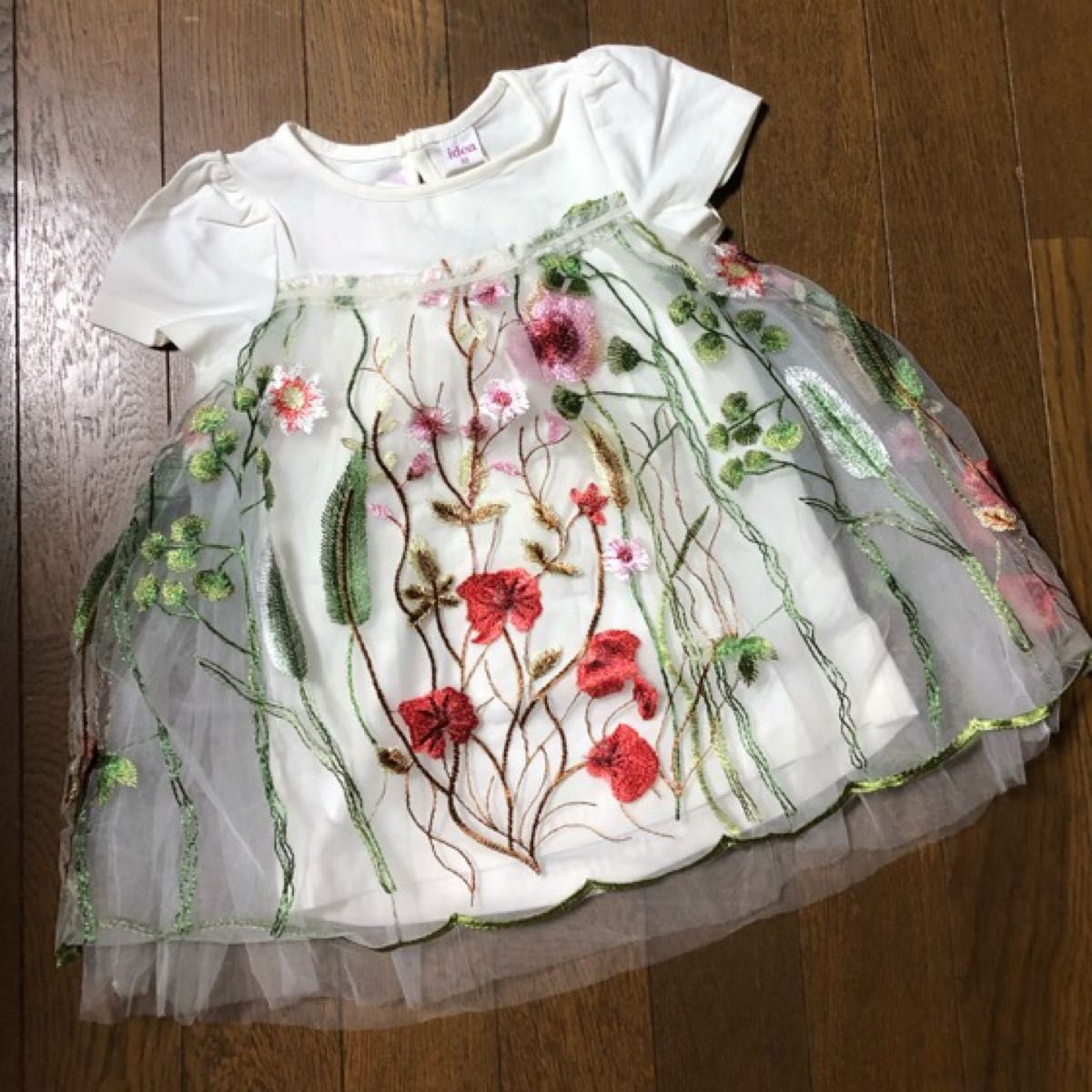 ベビー キッズ 刺繍柄Tシャツ  ワンピース  ドレス 85㎝　 トップス　刺繍ドレス　女の子　花柄