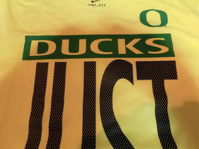 USA購入 激レア 【Nike】機能素材【DRI FIT】USカレッジ オレゴン大学ダックス【OREGON DUCKS】【Just Do It】ロゴプリント Tシャツ US S_画像4