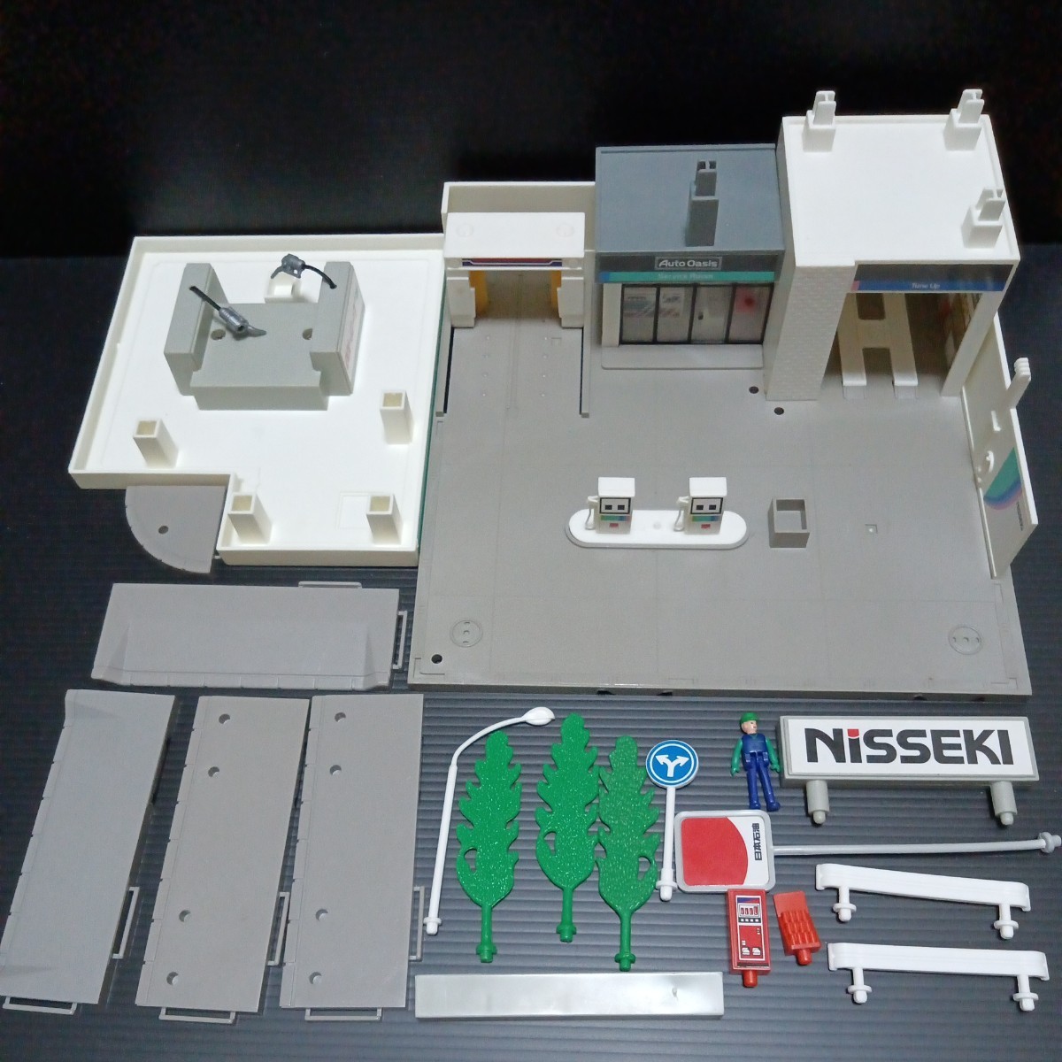 トミカタウン「NISSEKI」トミカ 日本石油 ガソリンスタンド 日石 トミカタウン「NISSEKI」トミカ 日本石油 ガソリンスタンド 日石