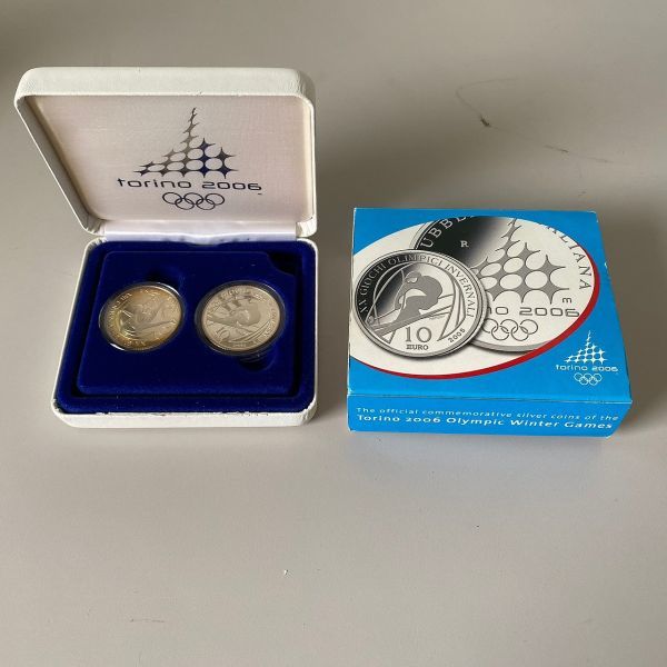 USED トリノ 2006 冬季五輪 オリンピック 銀貨2枚セット (OKU1254