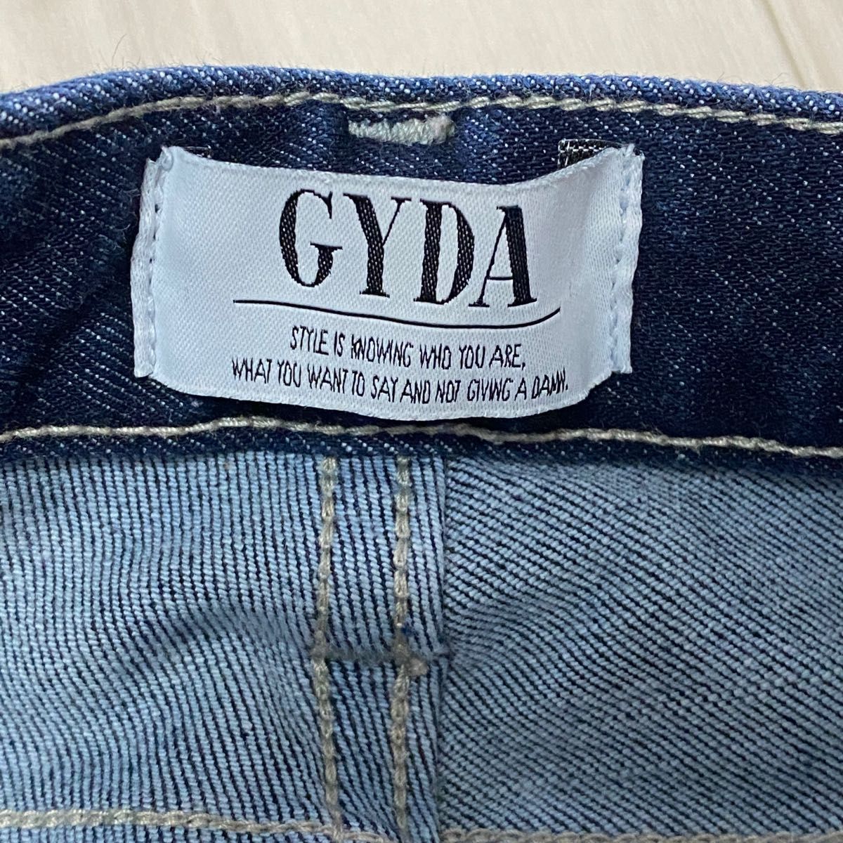 GYDA stunning stretch スキニーデニムパンツ