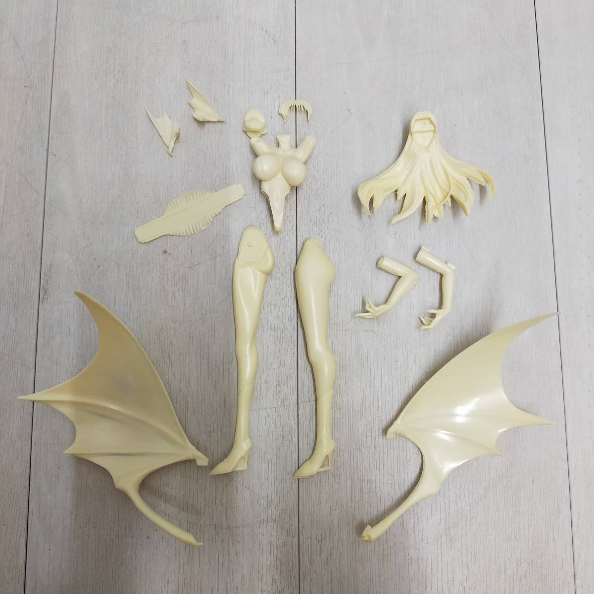 夏・お店屋さん 未組立 モリガン ガレージキット クルシマ製作所 岸