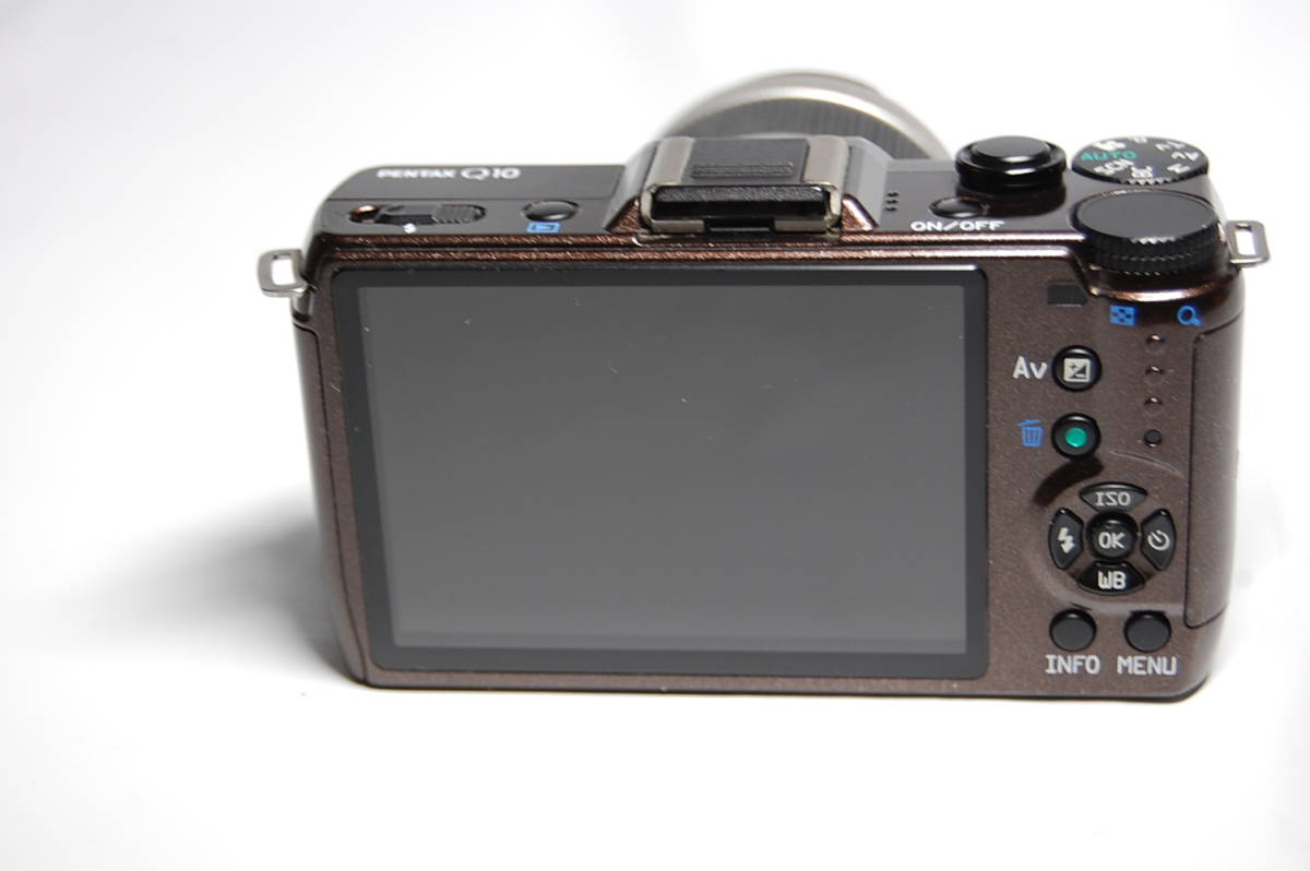 Yahoo!オークション - レアカラー PENTAX Q10 ボディ + SMC 1 Yahoo!オークション - レアカラー PENTAX Q10 ボディ + SMC 1