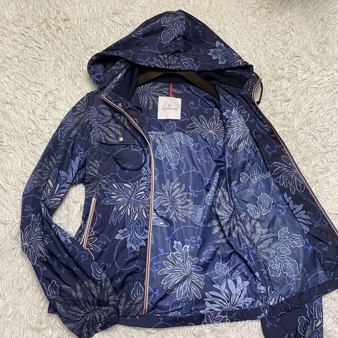 極美品 国内正規 モンクレールMONCLER LYON ボタニカル 花柄 ナイロン