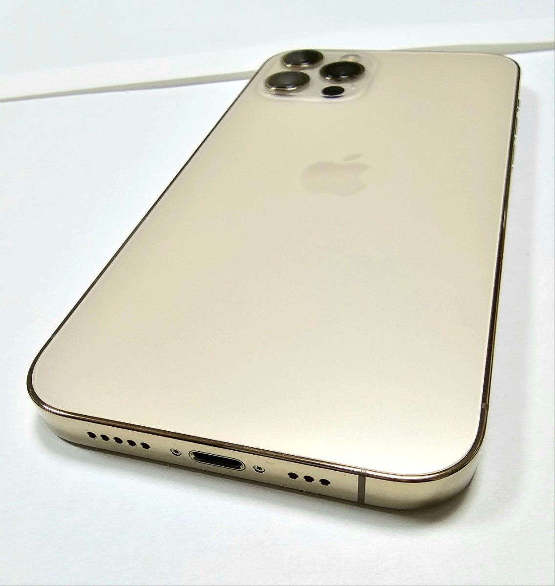 iPhone 12 pro ゴールド 256 GB au-