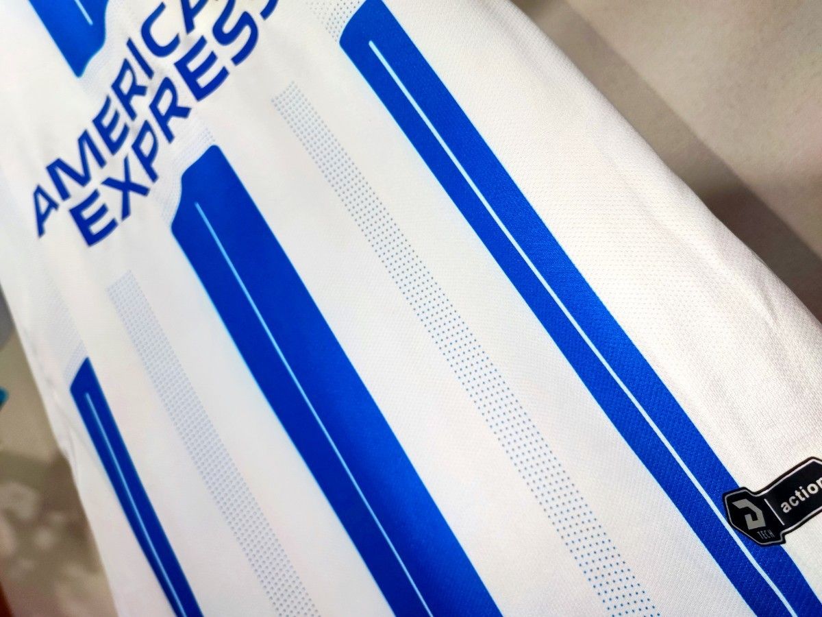 三笘薫 150 ブライトン ユニフォーム 上下セット 子供用 新品タグ付き