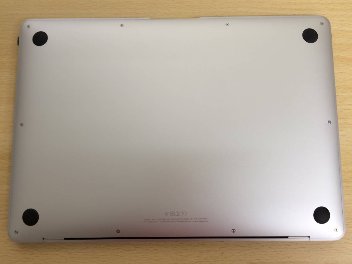 11-15/Apple M1チップ搭載 13インチ MacBook Air 8GBユニファイド