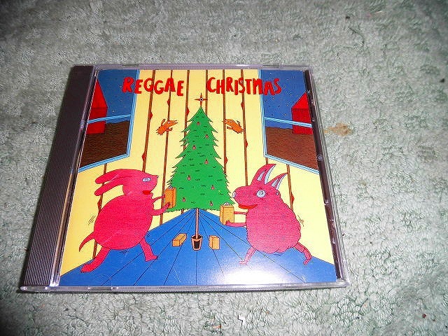 Y140 CD レゲエ・クリスマス REGGAE CHRISTMAS 赤鼻のトナカイ他 全10曲入り NEC 1988年 A32C-89 解説書付 盤傷なし ジャケットに小痛み_画像1