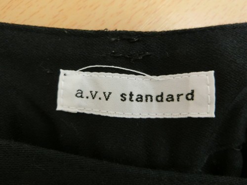 (20626)a.V.v standard パンツ サブリナ ストレッチ ブラック 40 USED_（約）わたり幅26cm 裾幅19cm