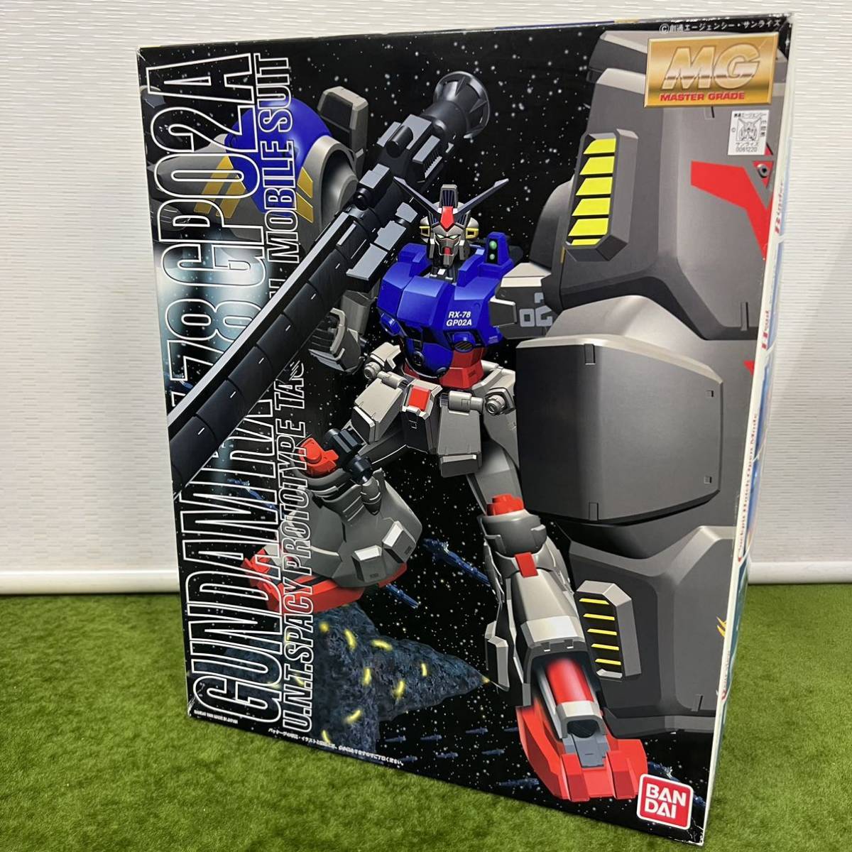 ★☆ 一部組立品/BANDAI プラモデル 機動戦士ガンダム/ガンダム試作2号機/RX-78 GP02A/ 1/100スケール マスターグレードモデル