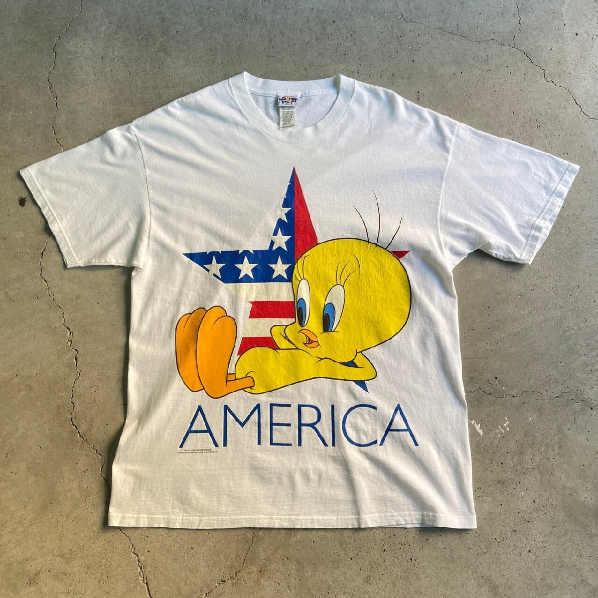 90年代 USA製 ルーニーテューンズ トゥイーティー 1996 キャラクタープリントTシャツ メンズXL レディース_画像2