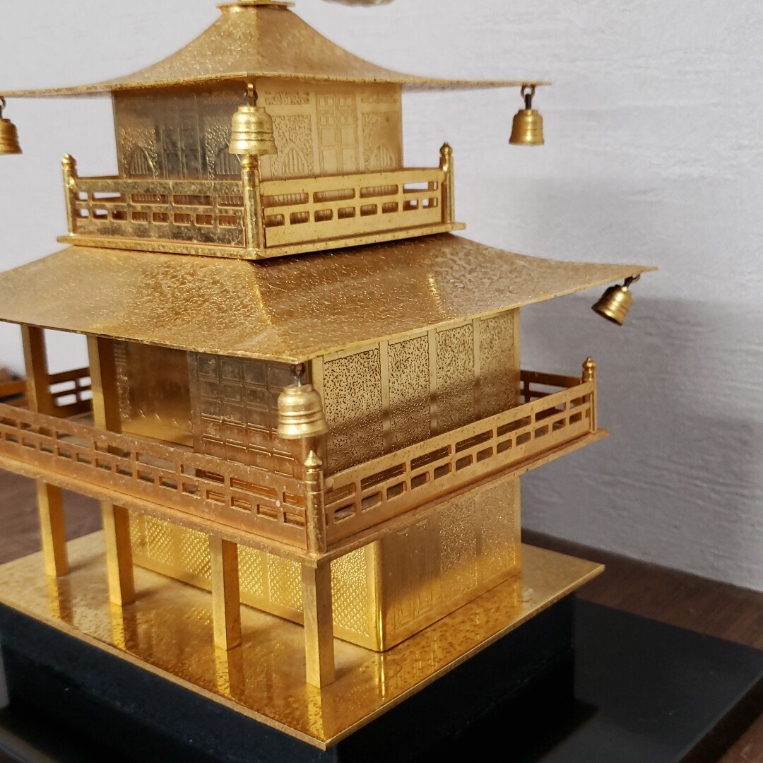 金属製 金閣寺 オブジェ 約2kg 世界遺産 京都 お寺 飾り物 置物 金運
