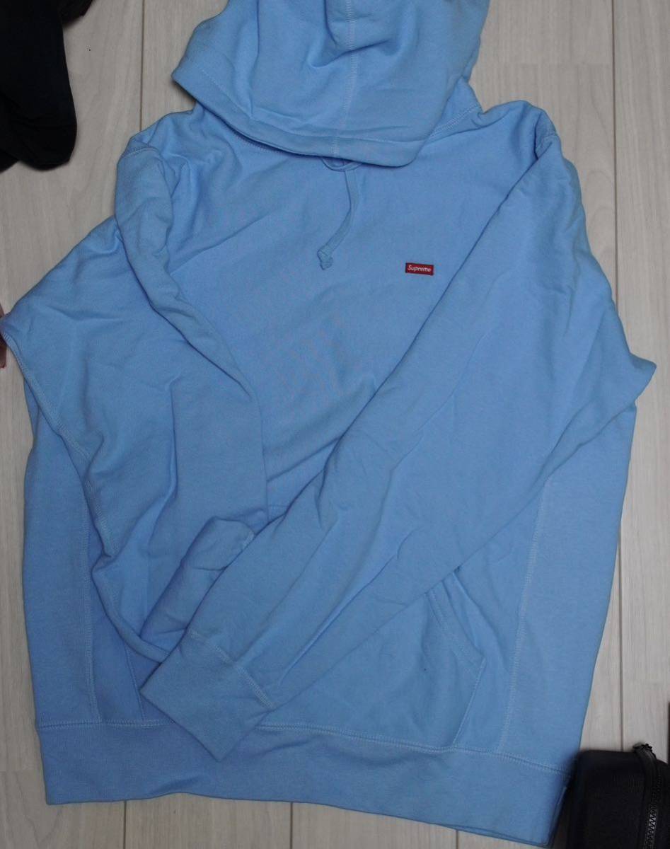 未使用　定価以下　国内正規品 20SS supreme Small Box Logo Hooded Sweatshirt シュプリーム パーカー  Mサイズ　ステッカー付き