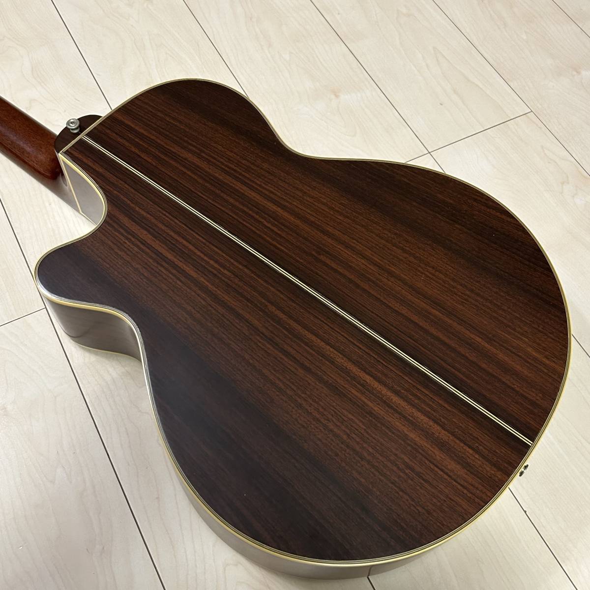 美品 タカミネNPT-110N TAKAMINEエレアコ ギター ハードケース付