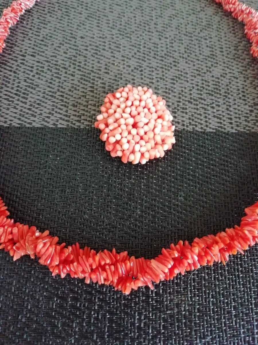 赤珊瑚ネックレス お花モチーフSILVER925留具＆コロンと可愛いピンク珊瑚ブローチ　極美品