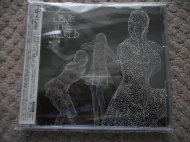 PERFUME(パフューム)マカロニ/SPENDING ALLMYTIME/PERFUME CLIPS/LOVE THE WORL)新品未開封初回限定生産特典付きCD+貴重なＤＶＤ盤_画像5