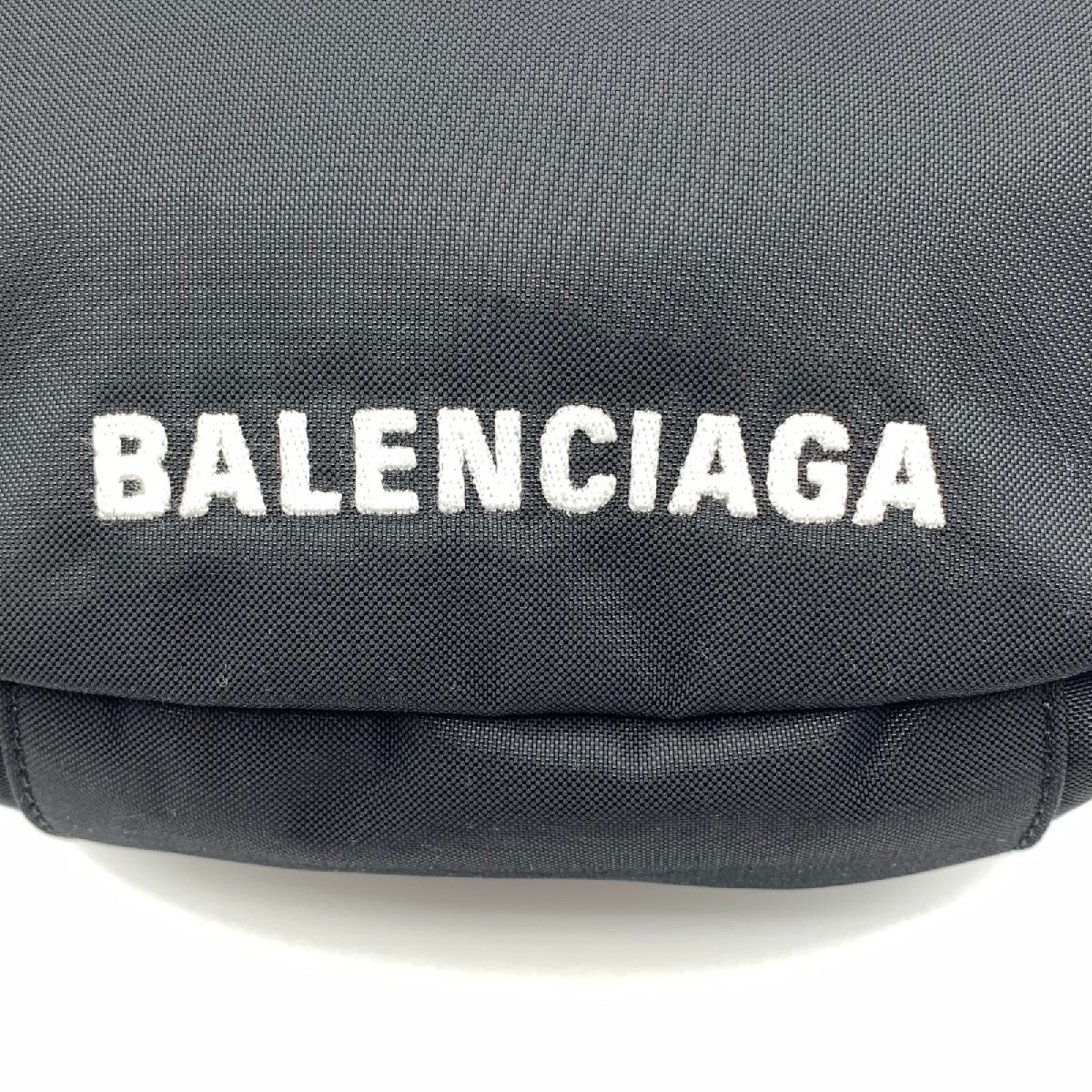 BALENCIAGA バレンシアガ ショルダーバッグ WHEEL SLING ブラック系 