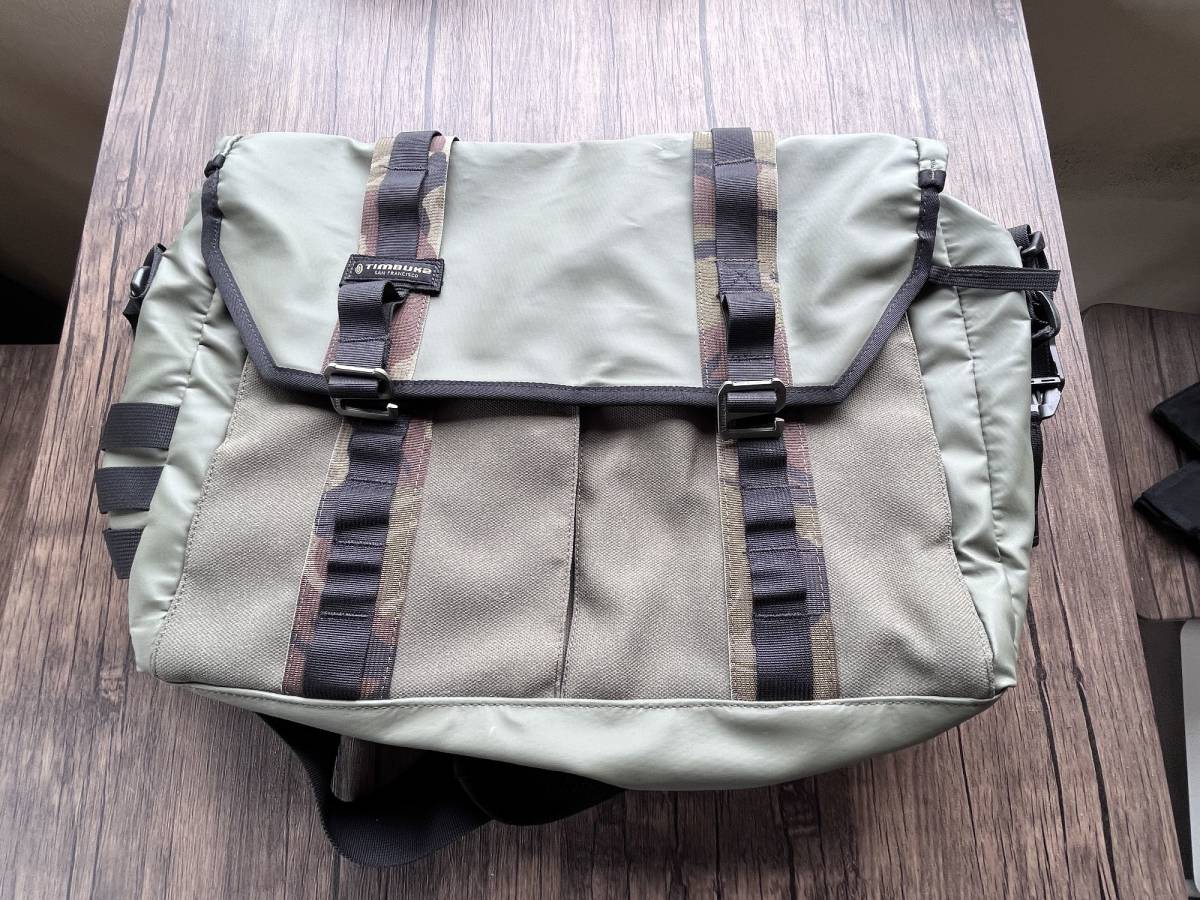 * used beautiful goods![timbuk2]tin back 2 messenger bag + accessory *.