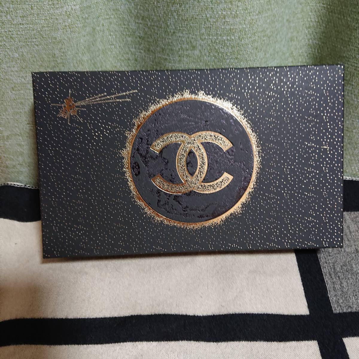新品 CHANEL シャネル ノベルティ ポーチ バッグ 黒 アレンジで 新品 CHANEL シャネル ノベルティ ポーチ バッグ 黒 アレンジで