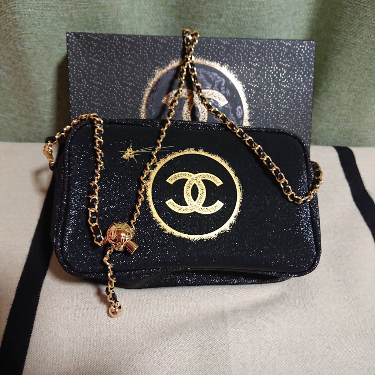 新品 CHANEL シャネル ノベルティ ポーチ バッグ 黒 アレンジで 新品 CHANEL シャネル ノベルティ ポーチ バッグ 黒 アレンジで