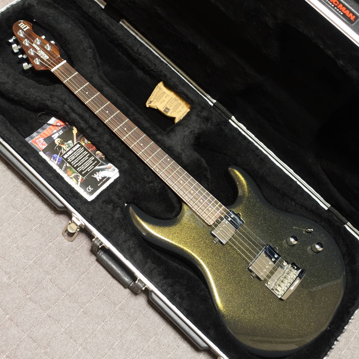 初期型】 MUSIC MAN LUKE 3 HH OLIVE GOLD Rosewood Neck Musicman III